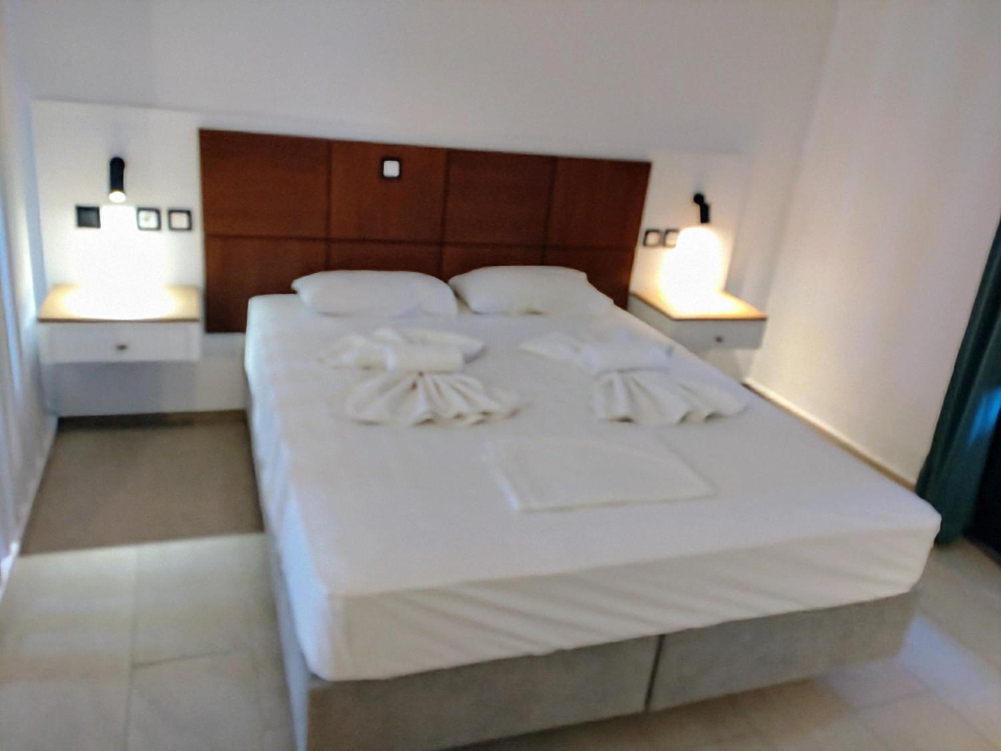 Kyra Panagia Hotel Extérieur photo