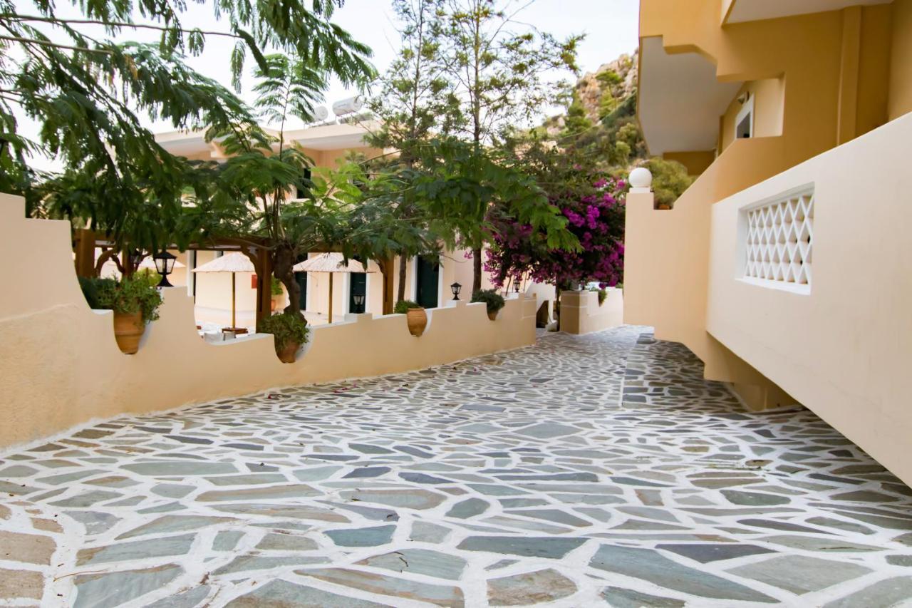 Kyra Panagia Hotel Extérieur photo